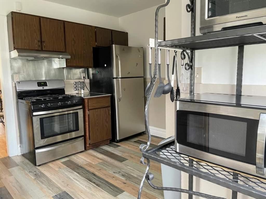 2 Bedroom Apt Near Great Lakes Naval Base And 6 Flags ووكيغان المظهر الخارجي الصورة