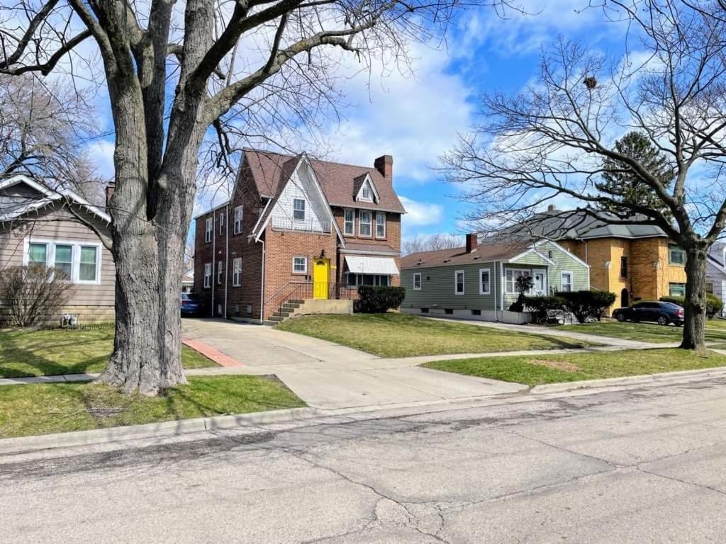 2 Bedroom Apt Near Great Lakes Naval Base And 6 Flags ووكيغان المظهر الخارجي الصورة