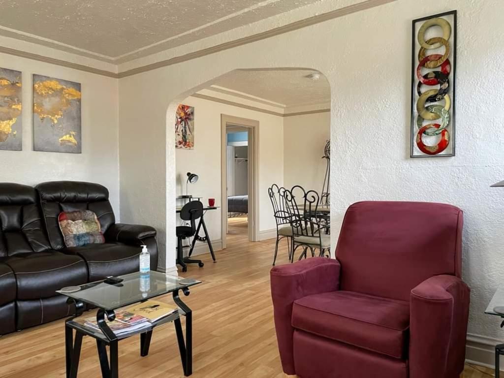 2 Bedroom Apt Near Great Lakes Naval Base And 6 Flags ووكيغان المظهر الخارجي الصورة