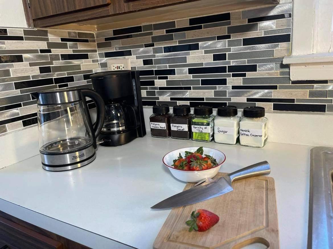 2 Bedroom Apt Near Great Lakes Naval Base And 6 Flags ووكيغان المظهر الخارجي الصورة